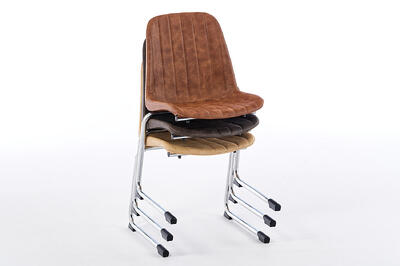 Moderne Freischwinger für schulische Einrichtungen